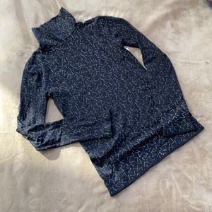 Blk long sleeve mock neck top